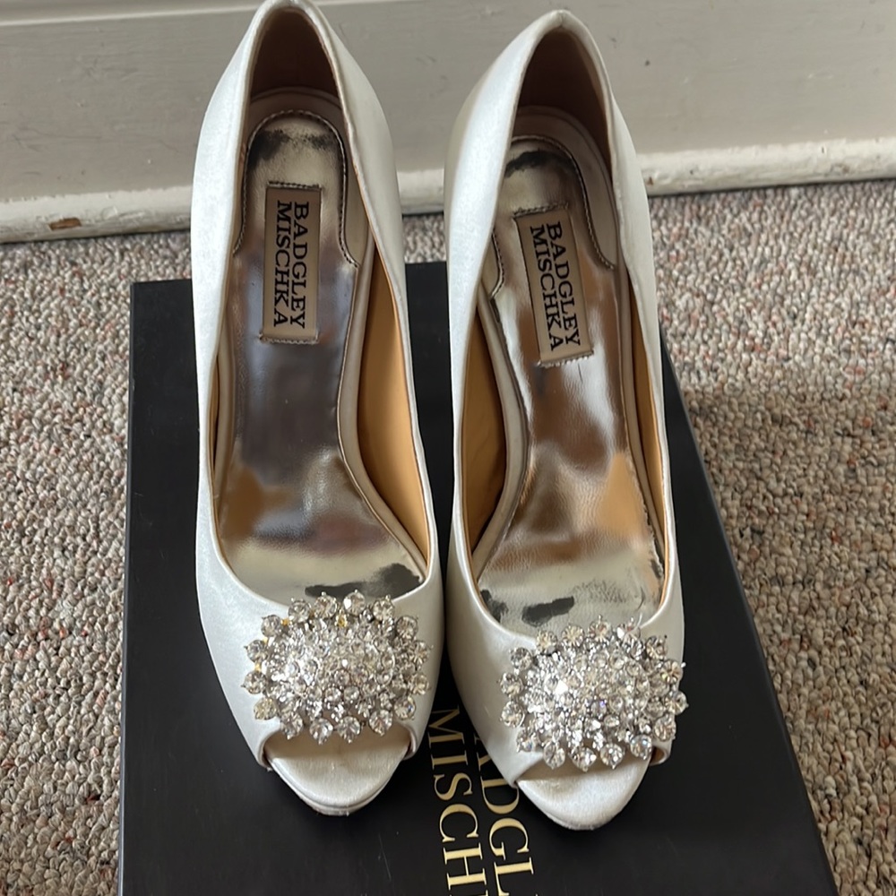 Badgley Mischka wedding shoes
